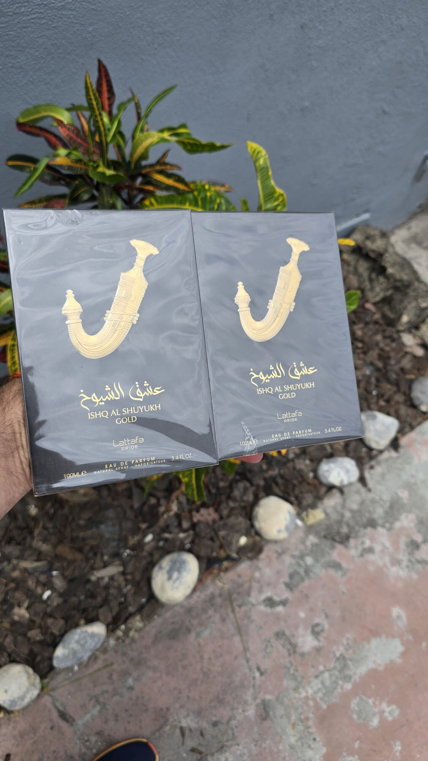 Ishq Al Shuyukh Gold Lattafa Perfumes 100 ml